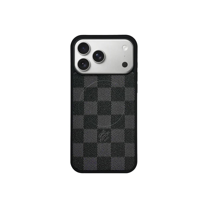Magnetic phone case